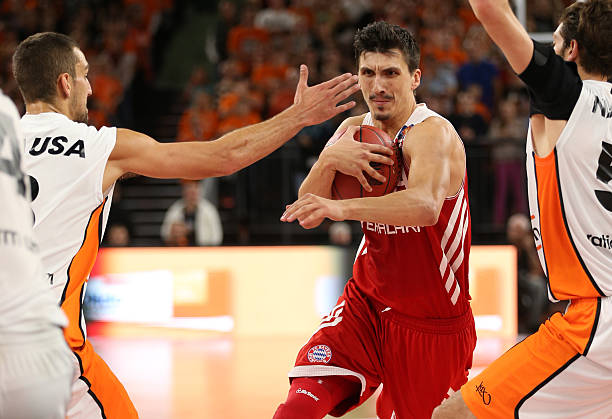 持续不断地 持续不断地